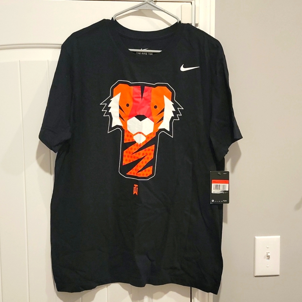 MENS Nike/Tiger Woods Frank tshirt with Turtle Bay logo on sleeve